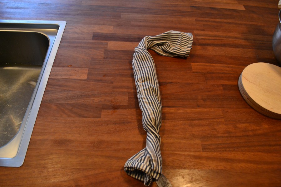 Drying out the spinach